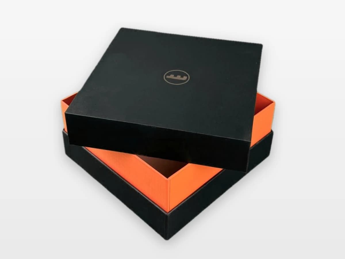 هاردباکس کادویی — نمونهٔ واقعی تولید BOX STUDIO